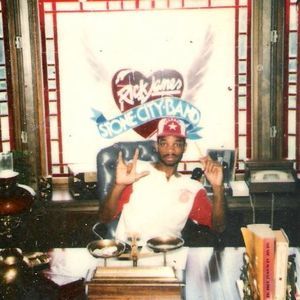 Meet your Posher, Gregory